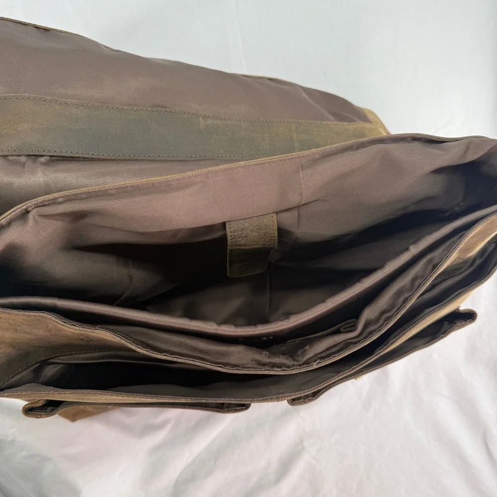 KomalC Brown Buffalo Leather Messenger Bag Distressed Laptop Satchel Briefcase